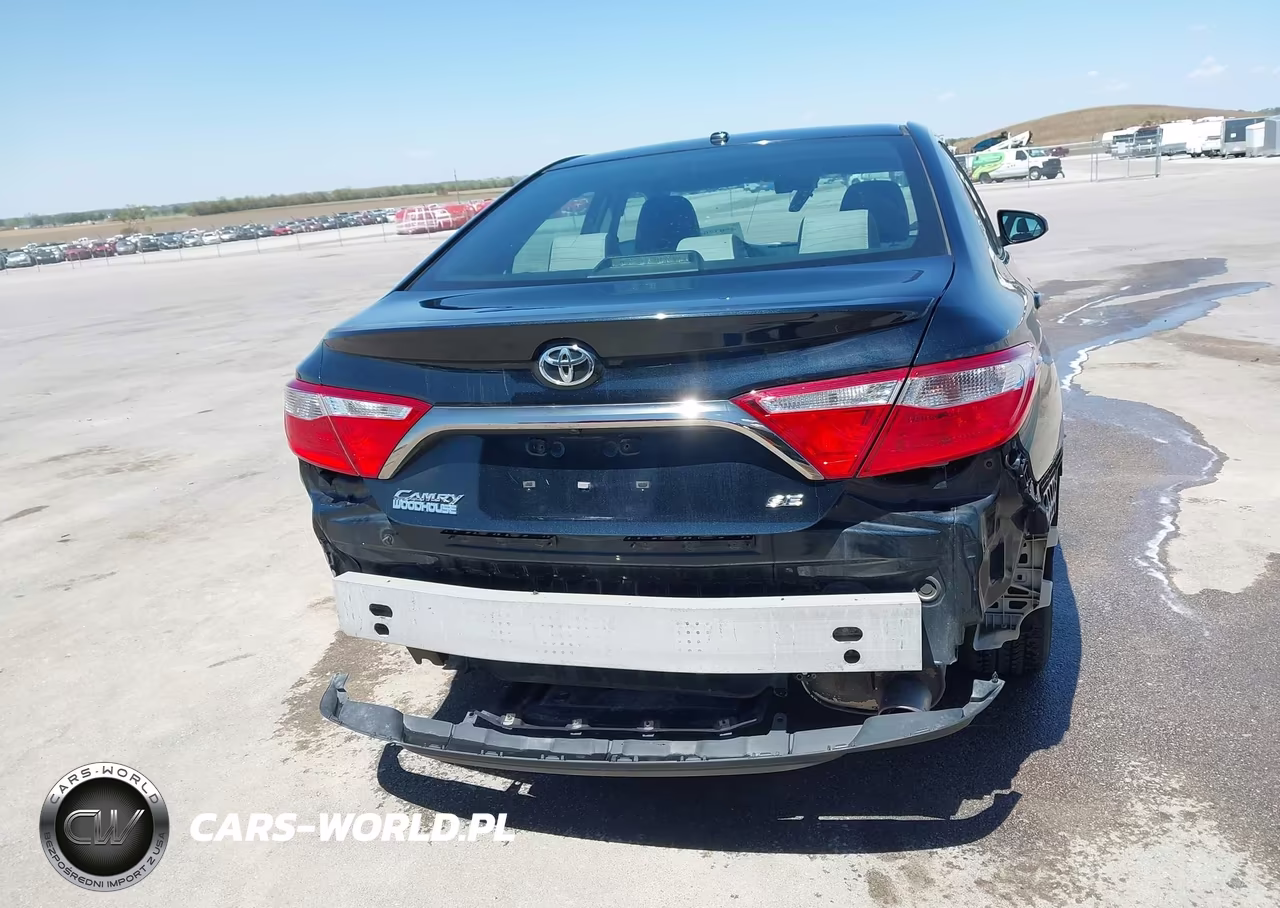2015 Toyota Camry Se VIN:4T1BF1FK7FU907542 - 17
