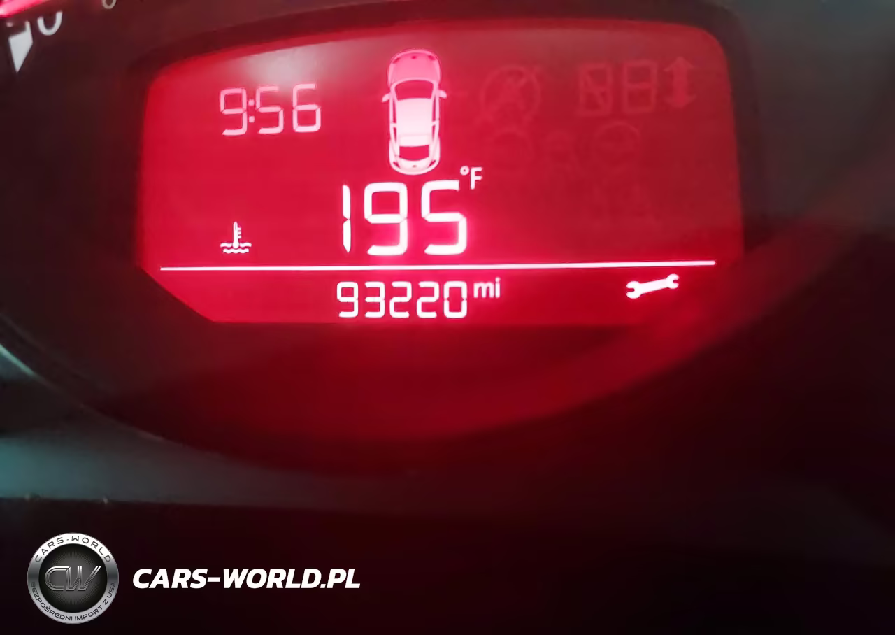 2015 Volkswagen Beetle 1.8T Fleet Edition VIN:3VWF17AT9FM643135 - 16