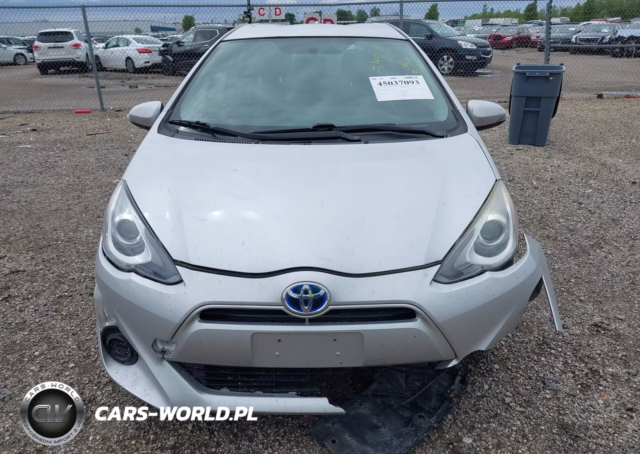 2015 Toyota Prius C Two VIN:JTDKDTB34F1111188 - 12