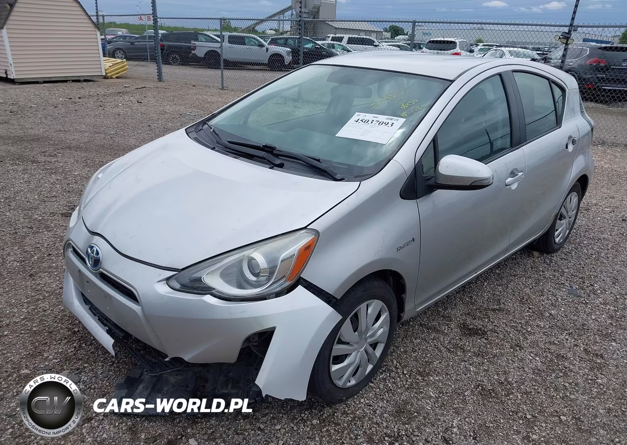 2015 Toyota Prius C Two VIN:JTDKDTB34F1111188 - 2
