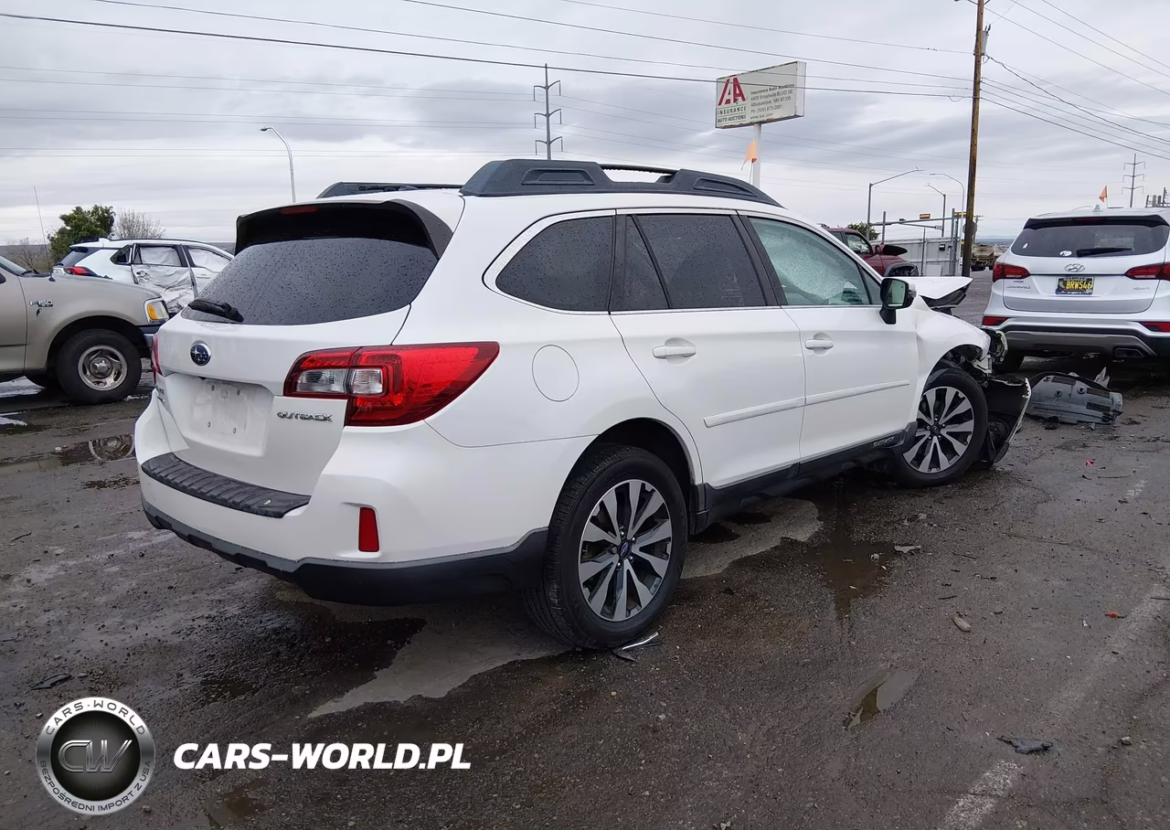 2015 Subaru Outback 2.5I Limited VIN:4S4BSBNC5F3281944 - 4