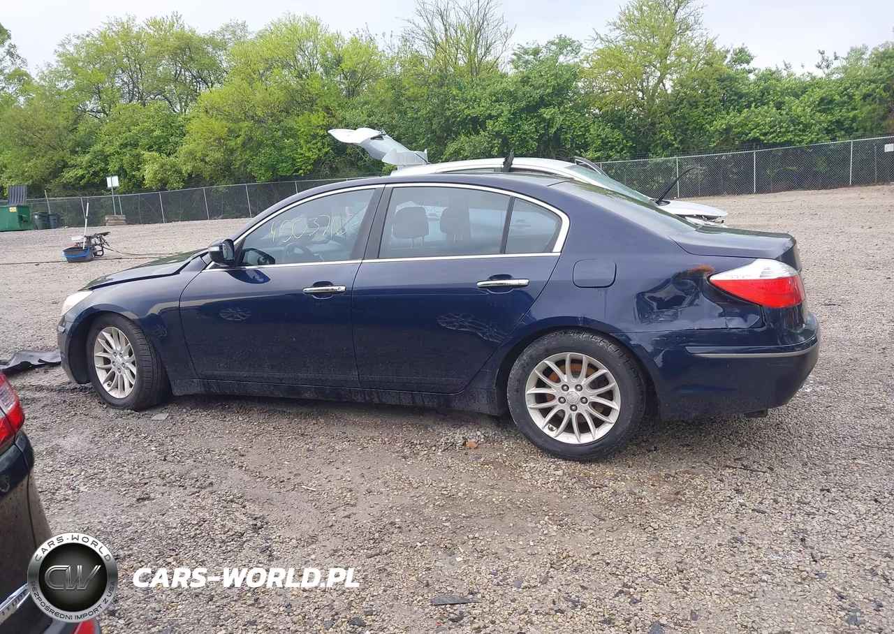 2010 Hyundai Genesis 3.8 VIN:KMHGC4DE2AU100285 - 15