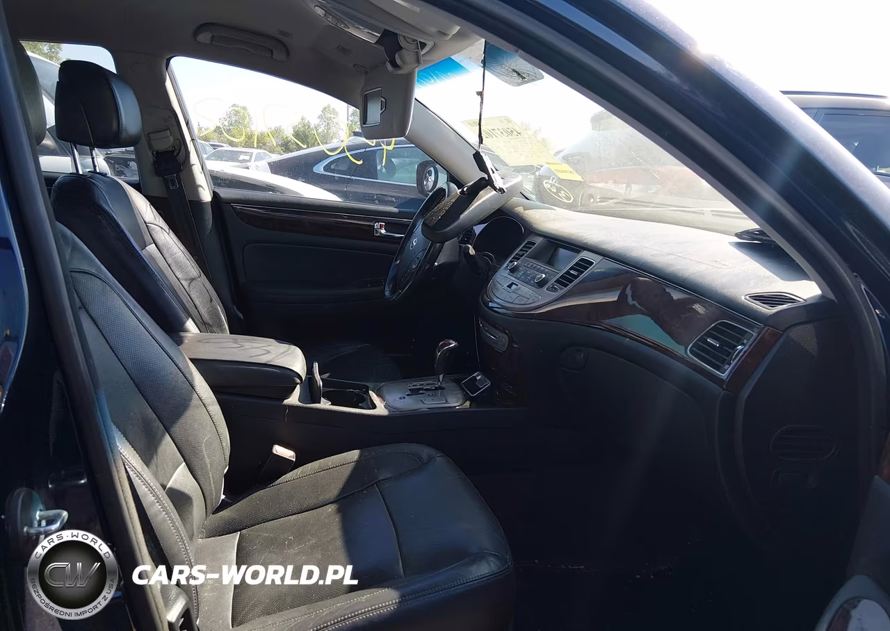 2010 Hyundai Genesis 3.8 VIN:KMHGC4DE2AU100285 - 5