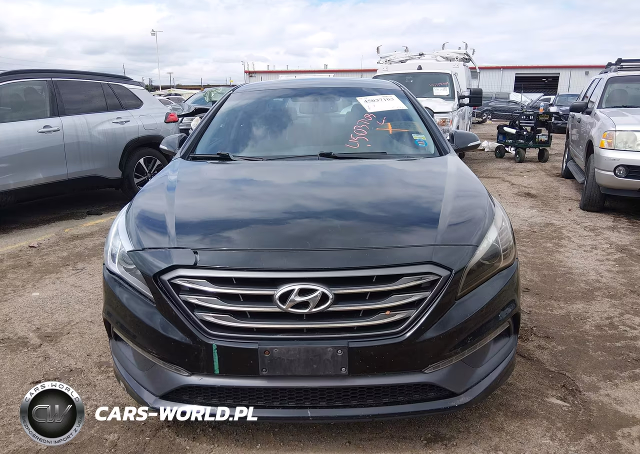 2015 Hyundai Sonata Sport VIN:5NPE34AF1FH242797 - 12