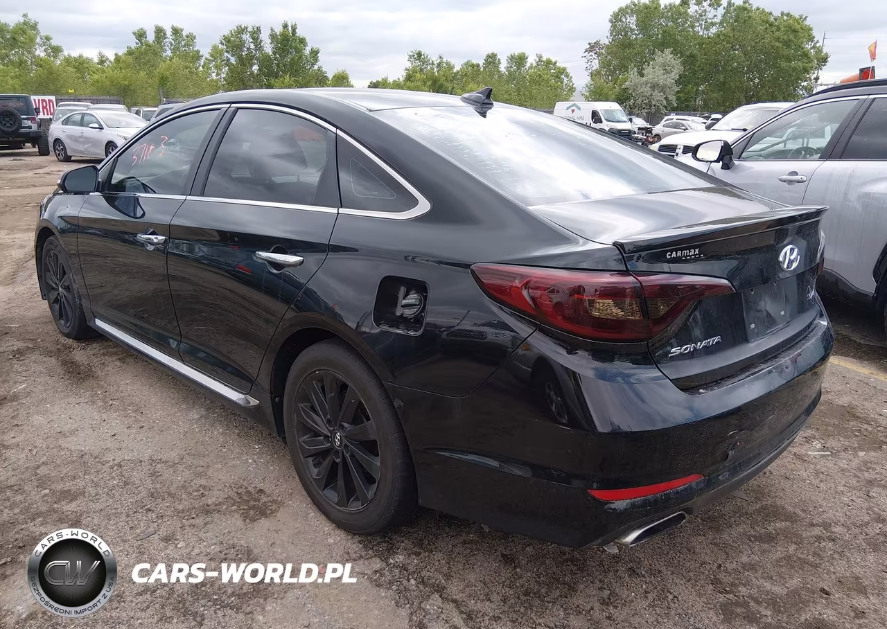 2015 Hyundai Sonata Sport VIN:5NPE34AF1FH242797 - 3