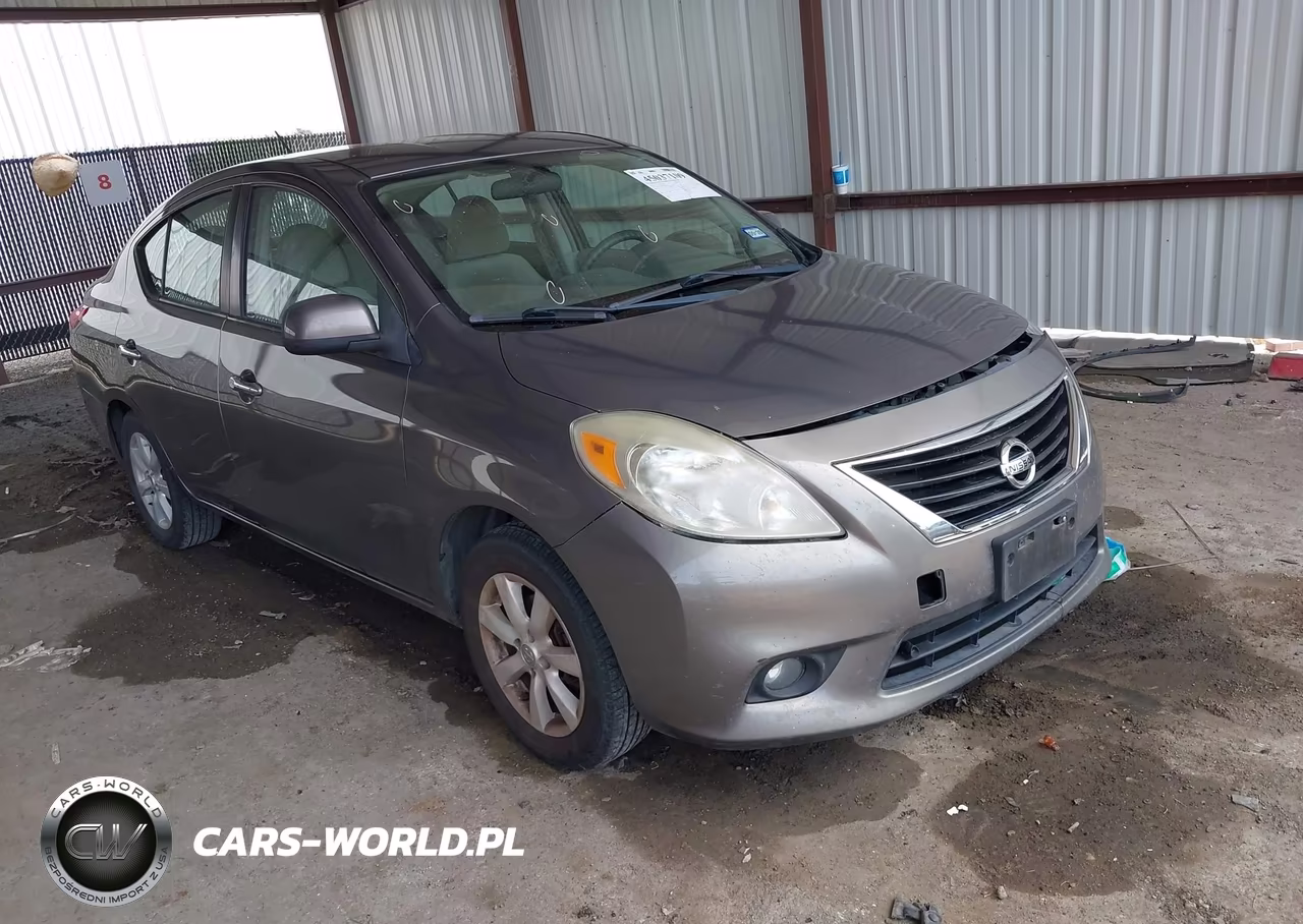 2012 Nissan Versa 1.6 Sl