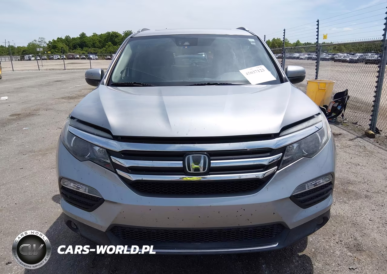 2017 Honda Pilot Elite VIN:5FNYF6H01HB027102 - 12