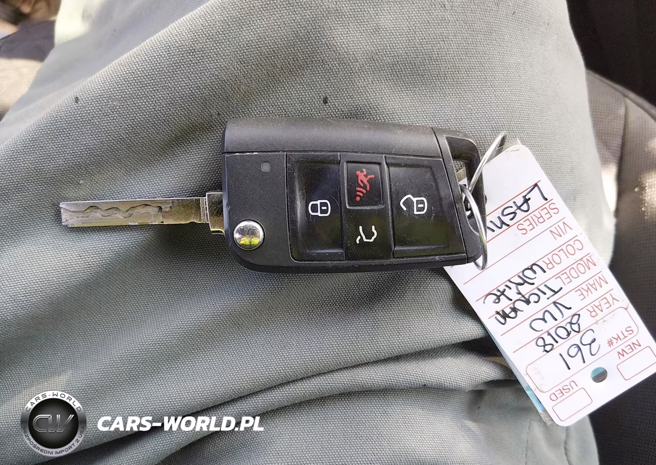 2018 Volkswagen Tiguan 2.0T S VIN:3VV0B7AX6JM078538 - 11