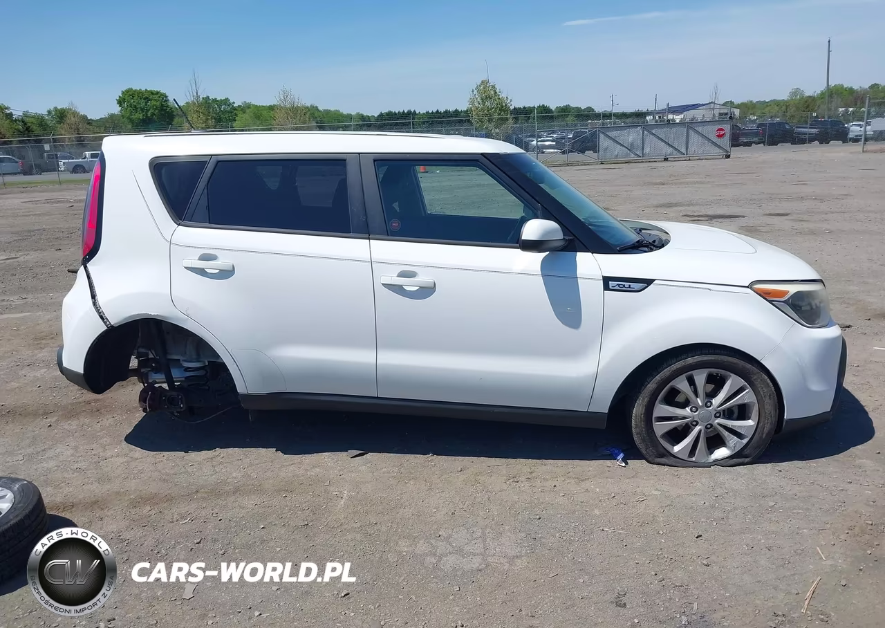 2015 Kia Soul + VIN:KNDJP3A53F7806927 - 12