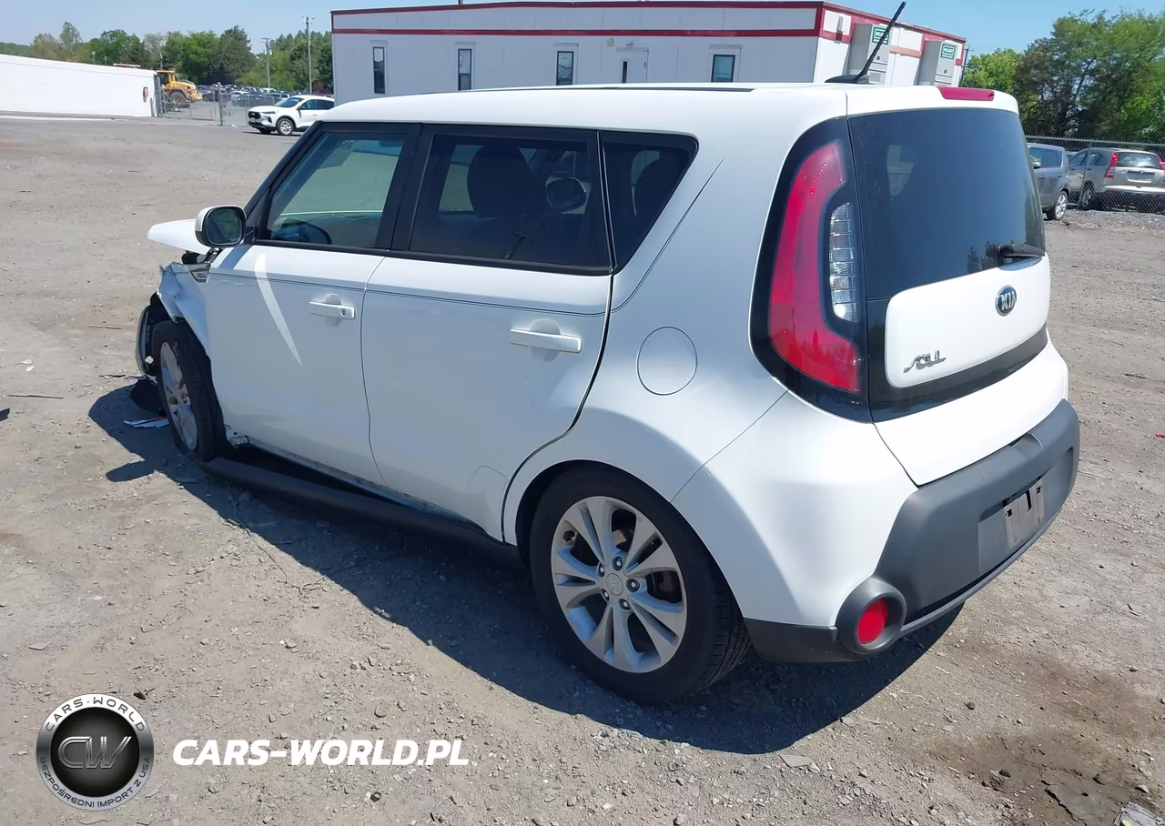 2015 Kia Soul + VIN:KNDJP3A53F7806927 - 3