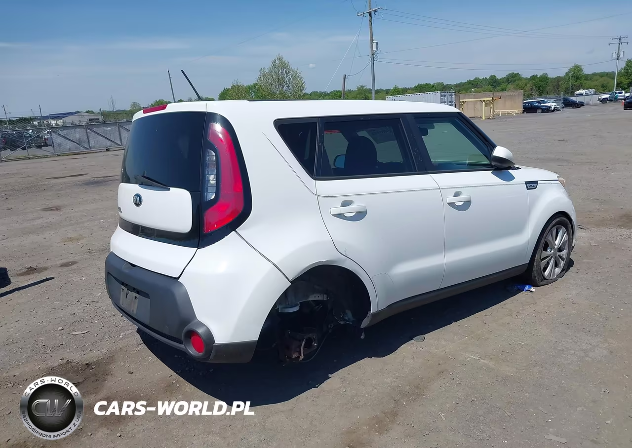 2015 Kia Soul + VIN:KNDJP3A53F7806927 - 4