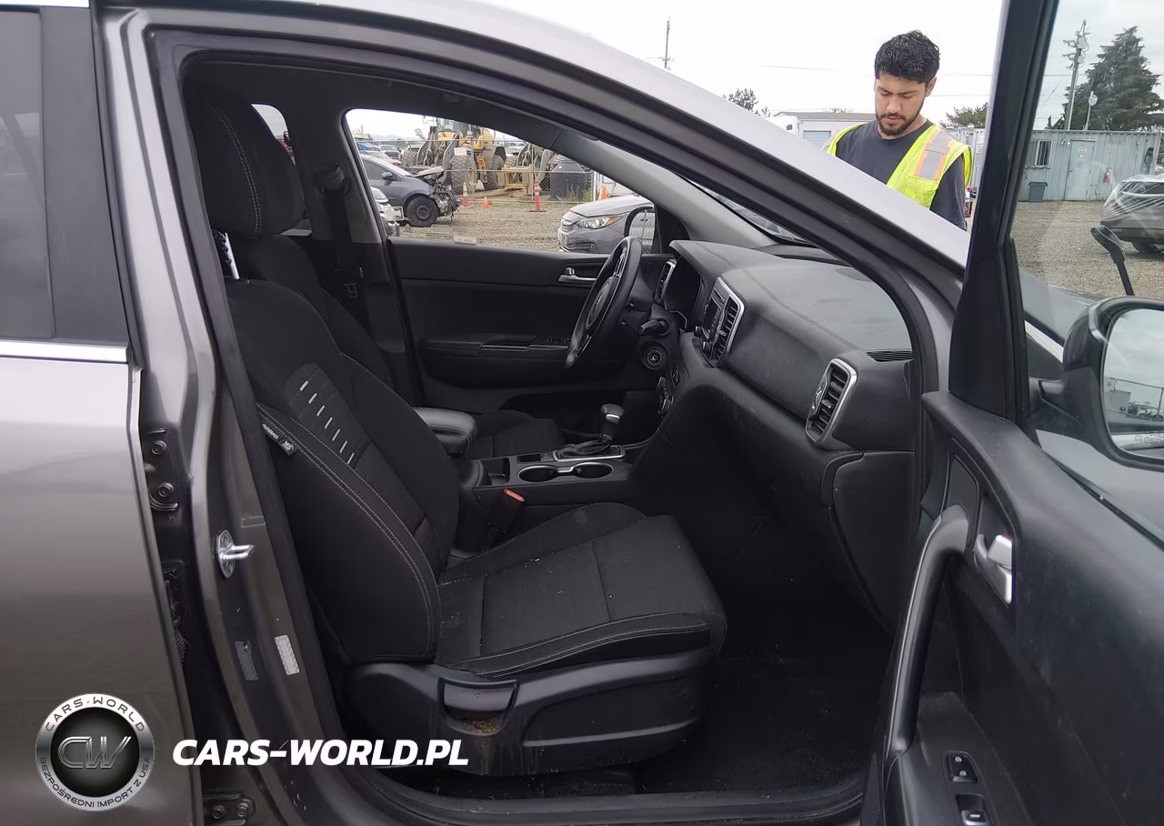 2018 Kia Sportage Lx VIN:KNDPM3AC8J7320334 - 5