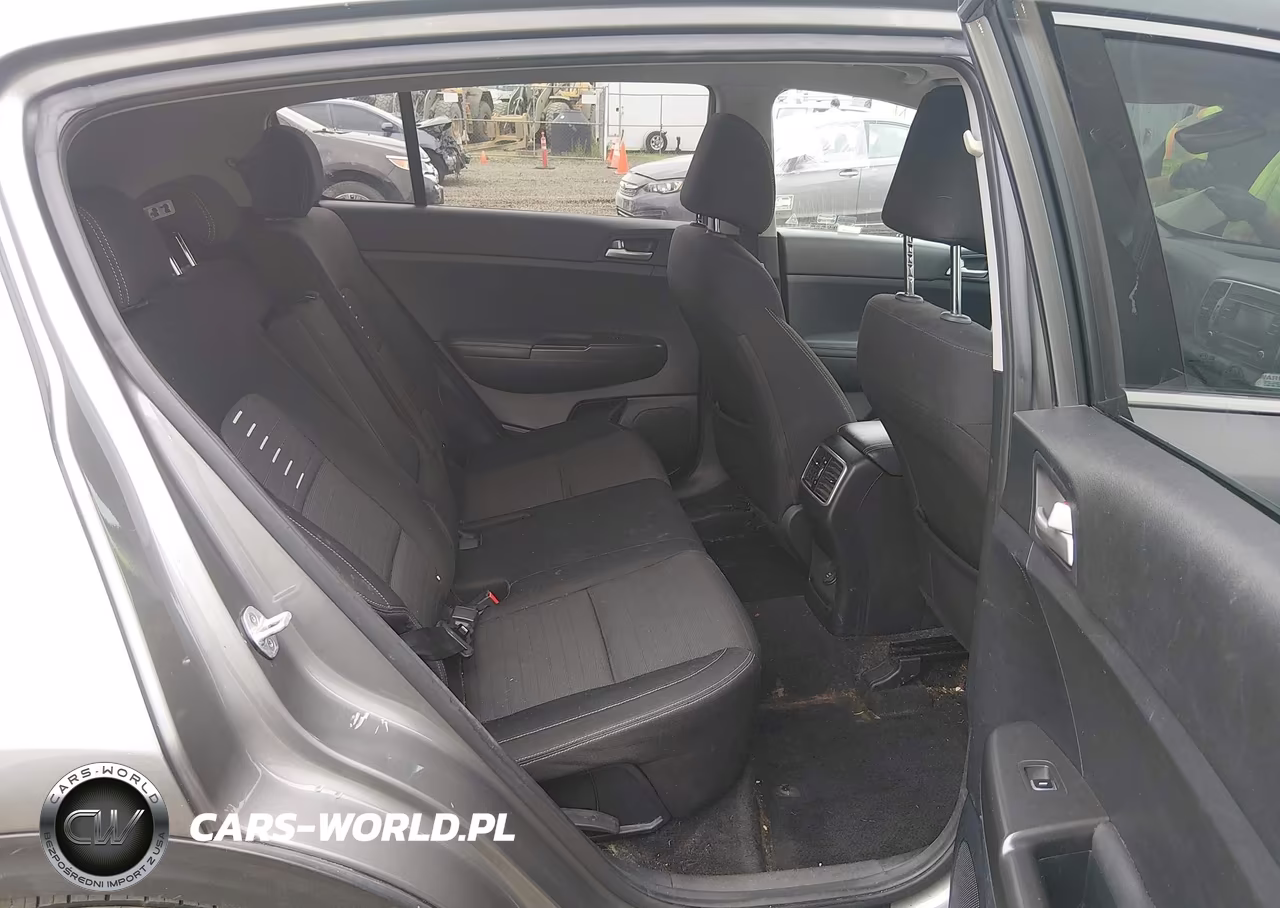 2018 Kia Sportage Lx VIN:KNDPM3AC8J7320334 - 8