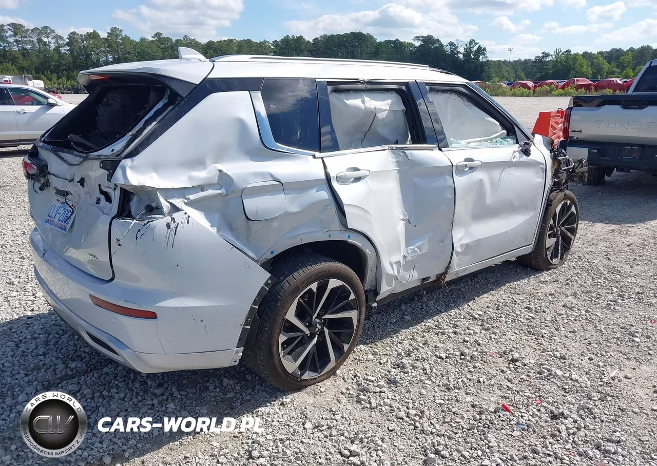 2022 Mitsubishi Outlander Sel 2.5 2Wd-Sel Special Edition 2Wd VIN:JA4J3VA86NZ075604 - 4