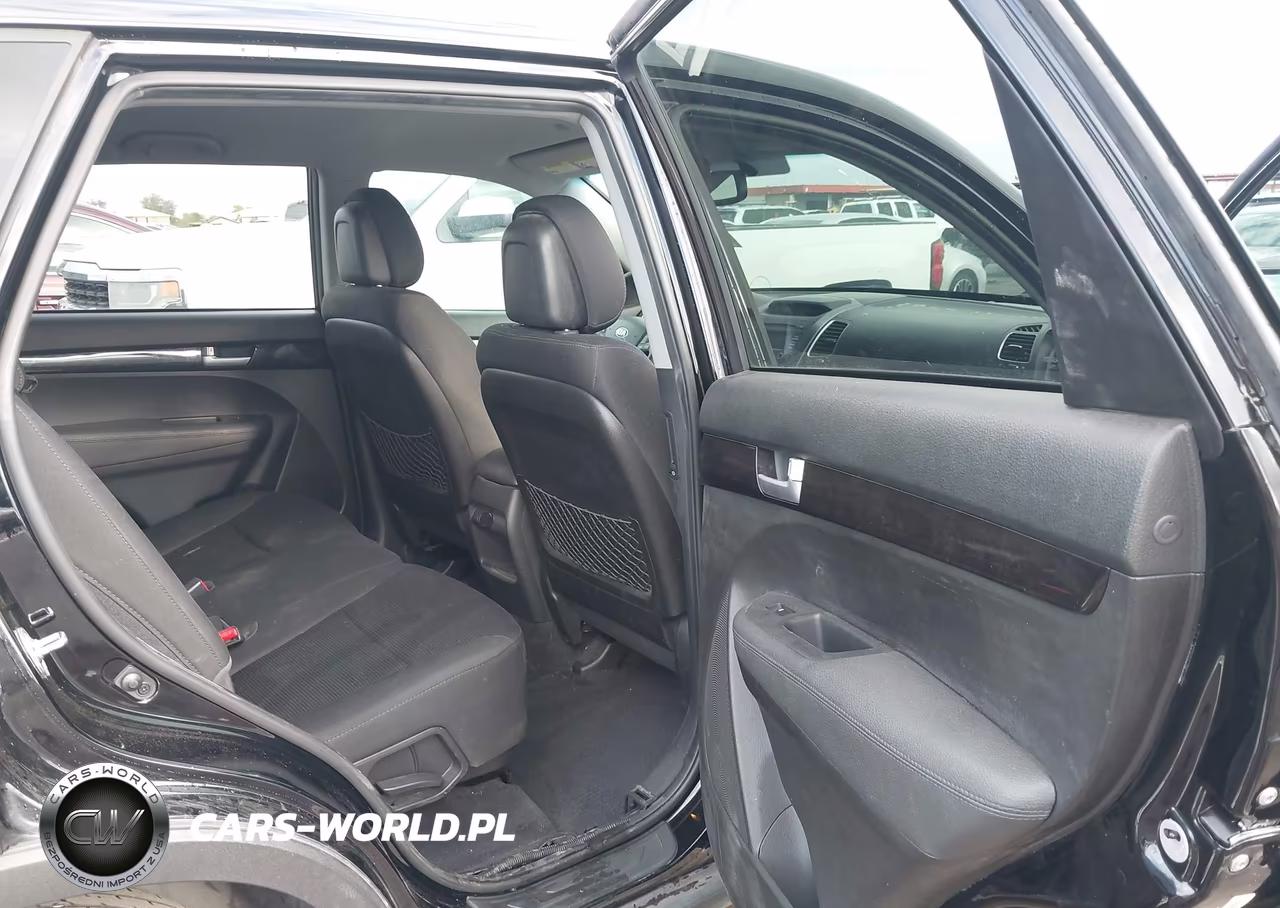 2015 Kia Sorento Lx VIN:5XYKT3A62FG579614 - 8