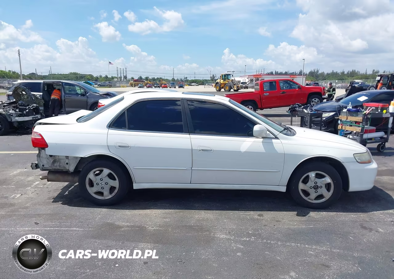 2000 Honda Accord 2.3 Ex VIN:1HGCG5651YA091280 - 13
