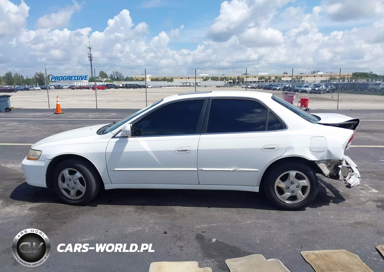2000 Honda Accord 2.3 Ex VIN:1HGCG5651YA091280 - 14