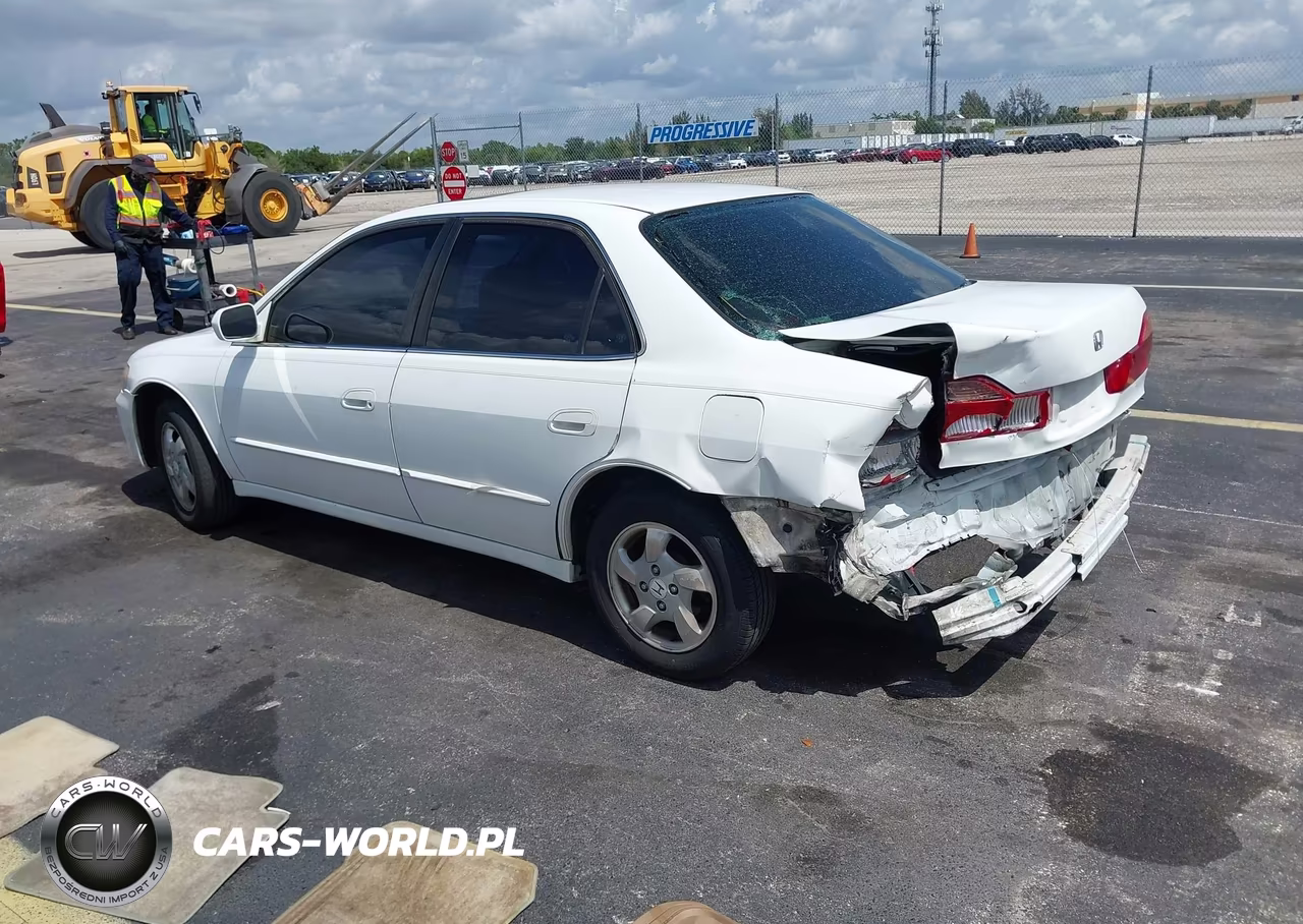 2000 Honda Accord 2.3 Ex VIN:1HGCG5651YA091280 - 3
