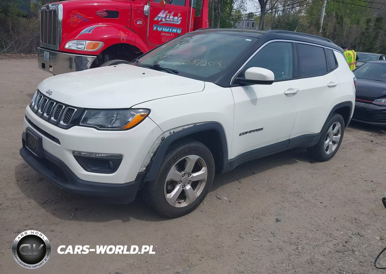 2018 Jeep Compass Latitude 4X4 VIN:3C4NJDBB2JT185780 - 2