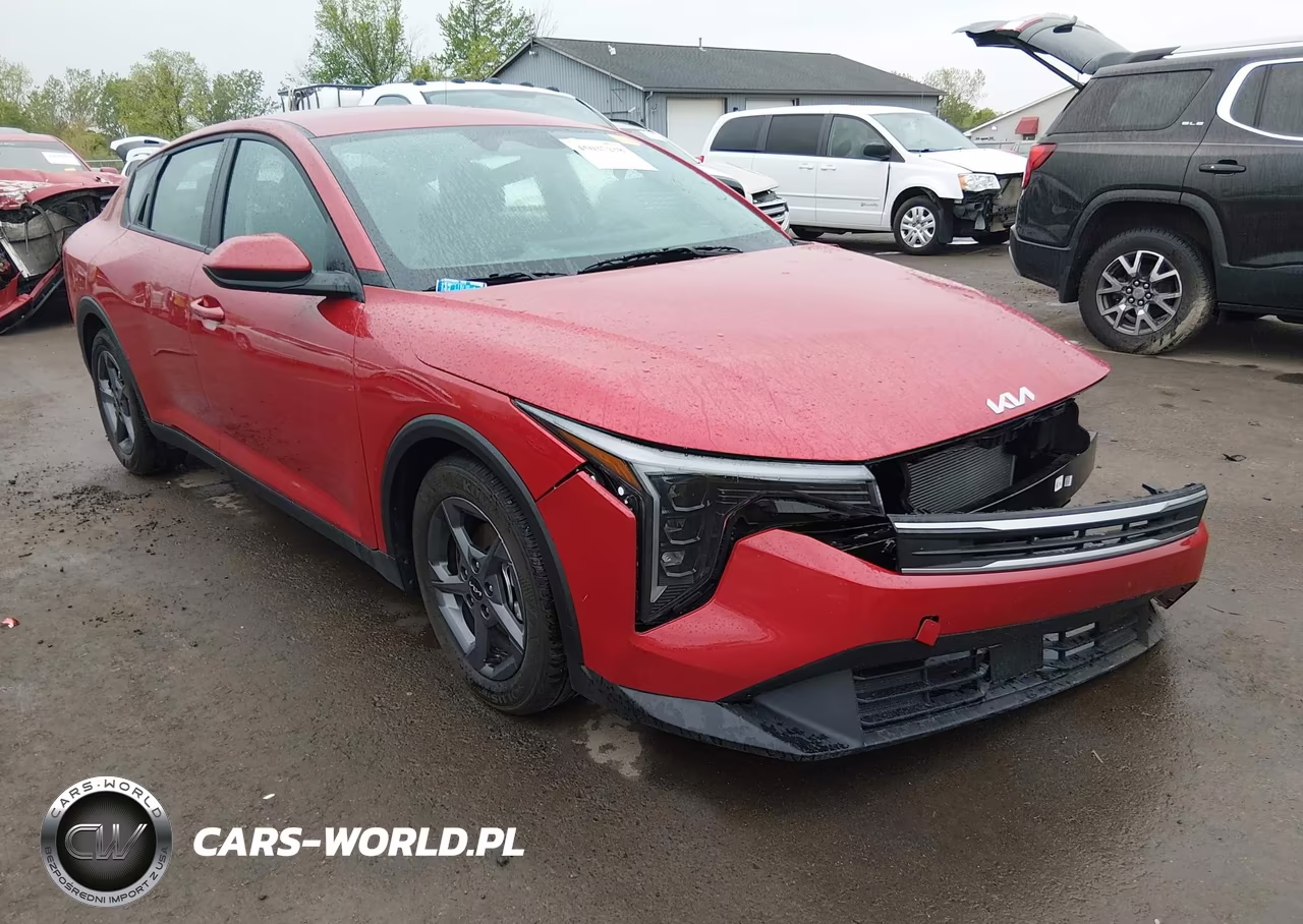 2025 Kia K4 Lxs – zdjęcie 1 z 17