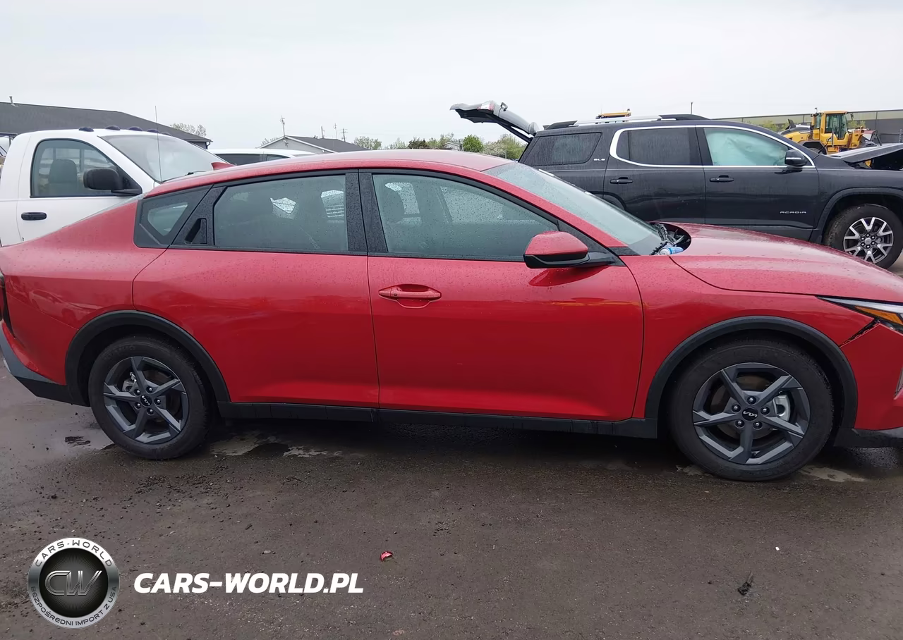 2025 Kia K4 Lxs VIN:3KPFT4DE8SE240986 - 14