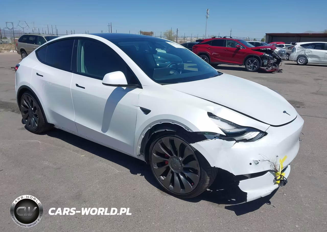 2022 Tesla Model Y Performance Dual Motor All-Wheel Drive – zdjęcie 1 z 18