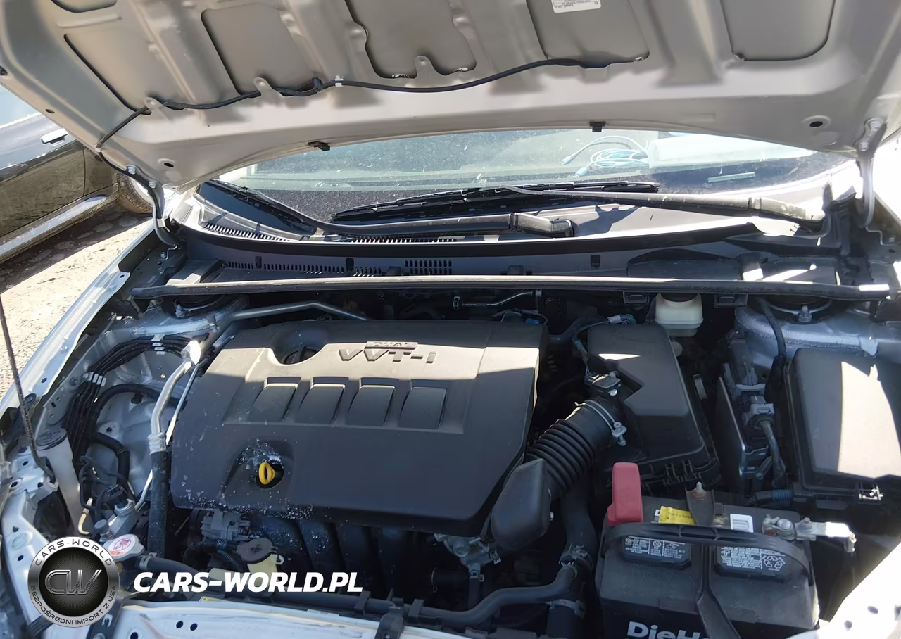 2017 Toyota Corolla Le VIN:5YFBURHE3HP736370 - 10