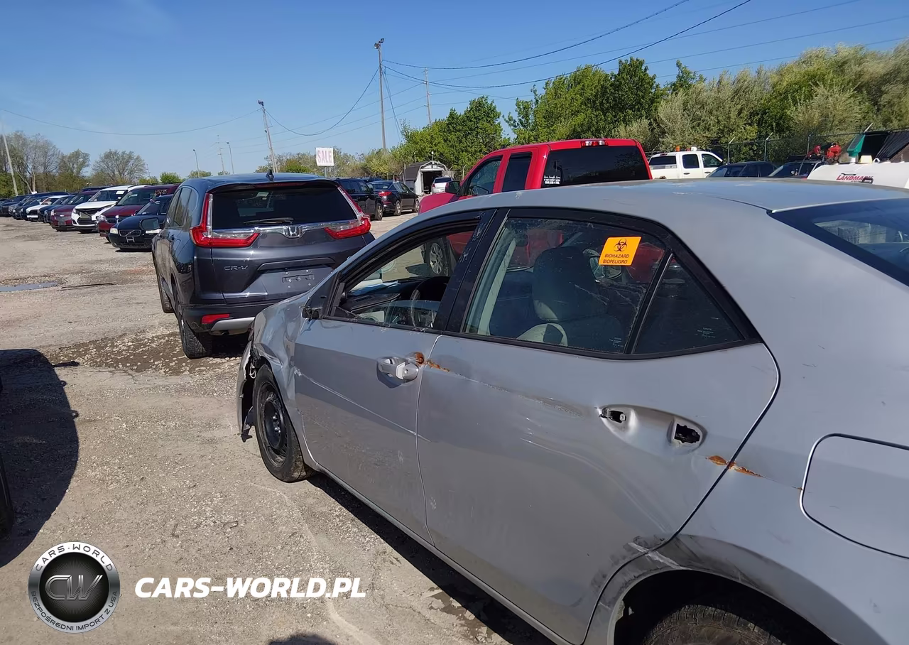 2017 Toyota Corolla Le VIN:5YFBURHE3HP736370 - 14