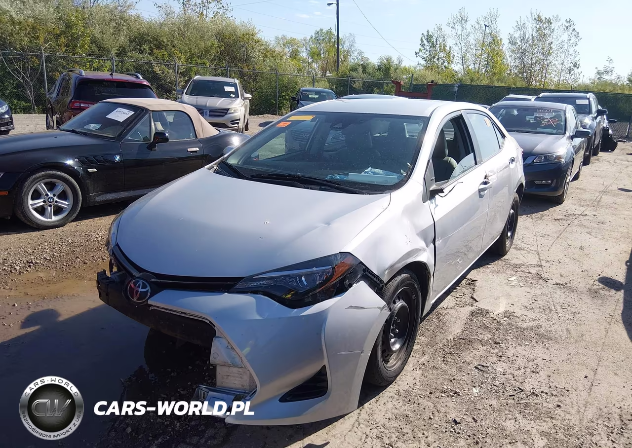 2017 Toyota Corolla Le VIN:5YFBURHE3HP736370 - 2