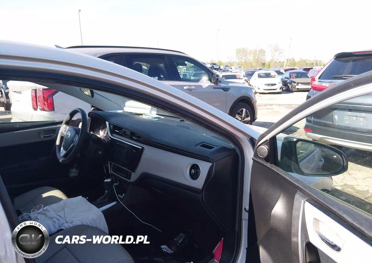 2017 Toyota Corolla Le VIN:5YFBURHE3HP736370 - 5