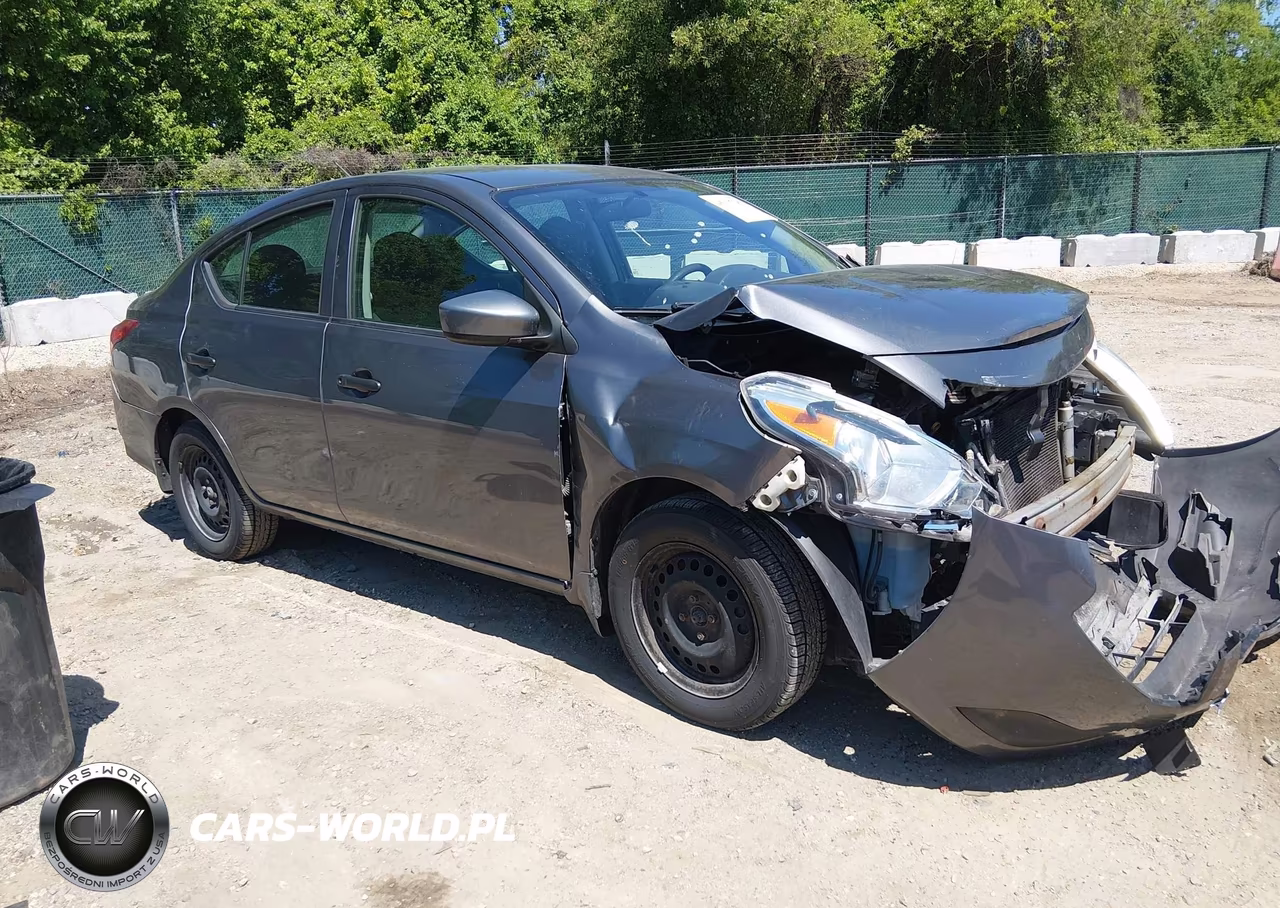 2017 Nissan Versa 1.6 S
