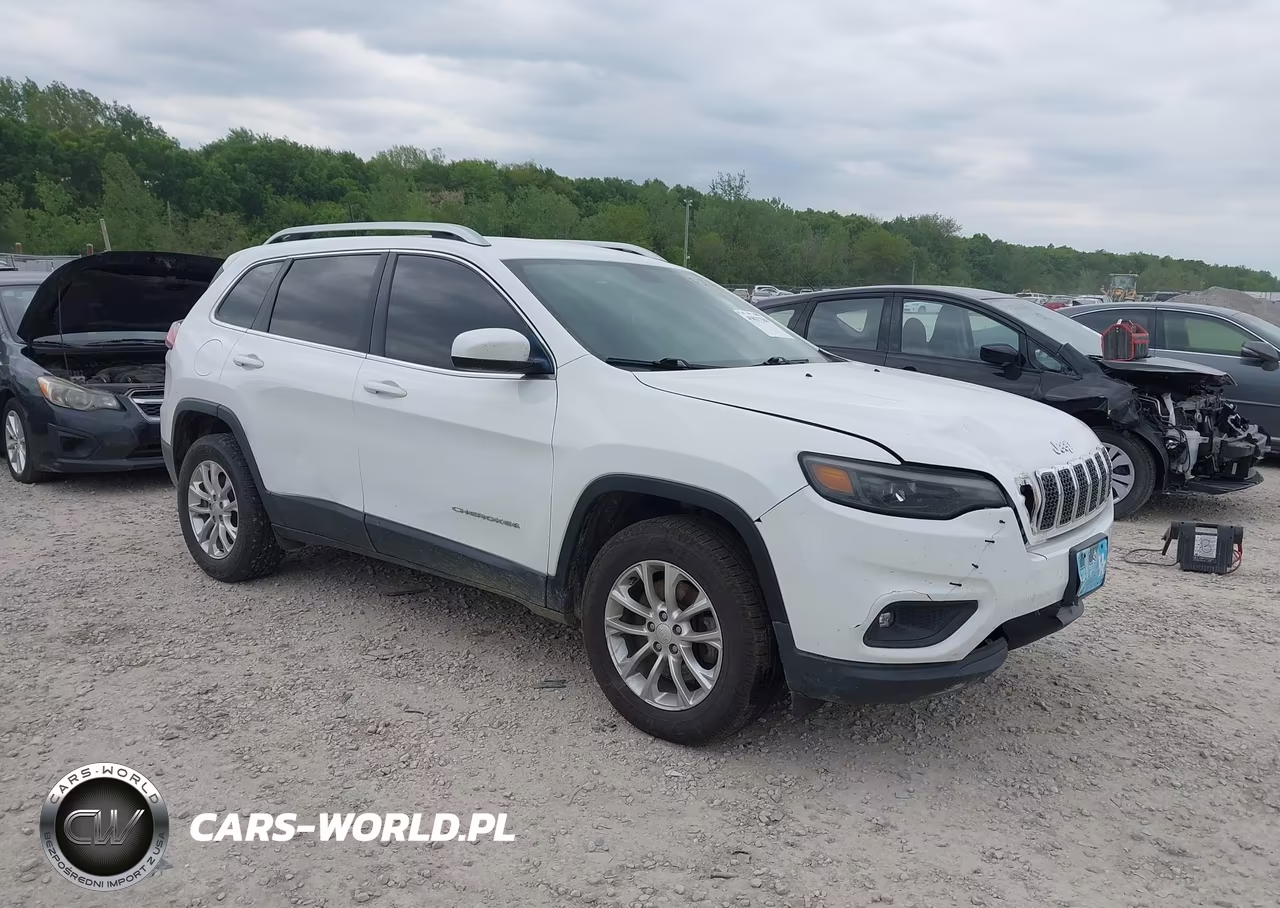 2019 Jeep Cherokee Latitude 4X4 – zdjęcie 1 z 16