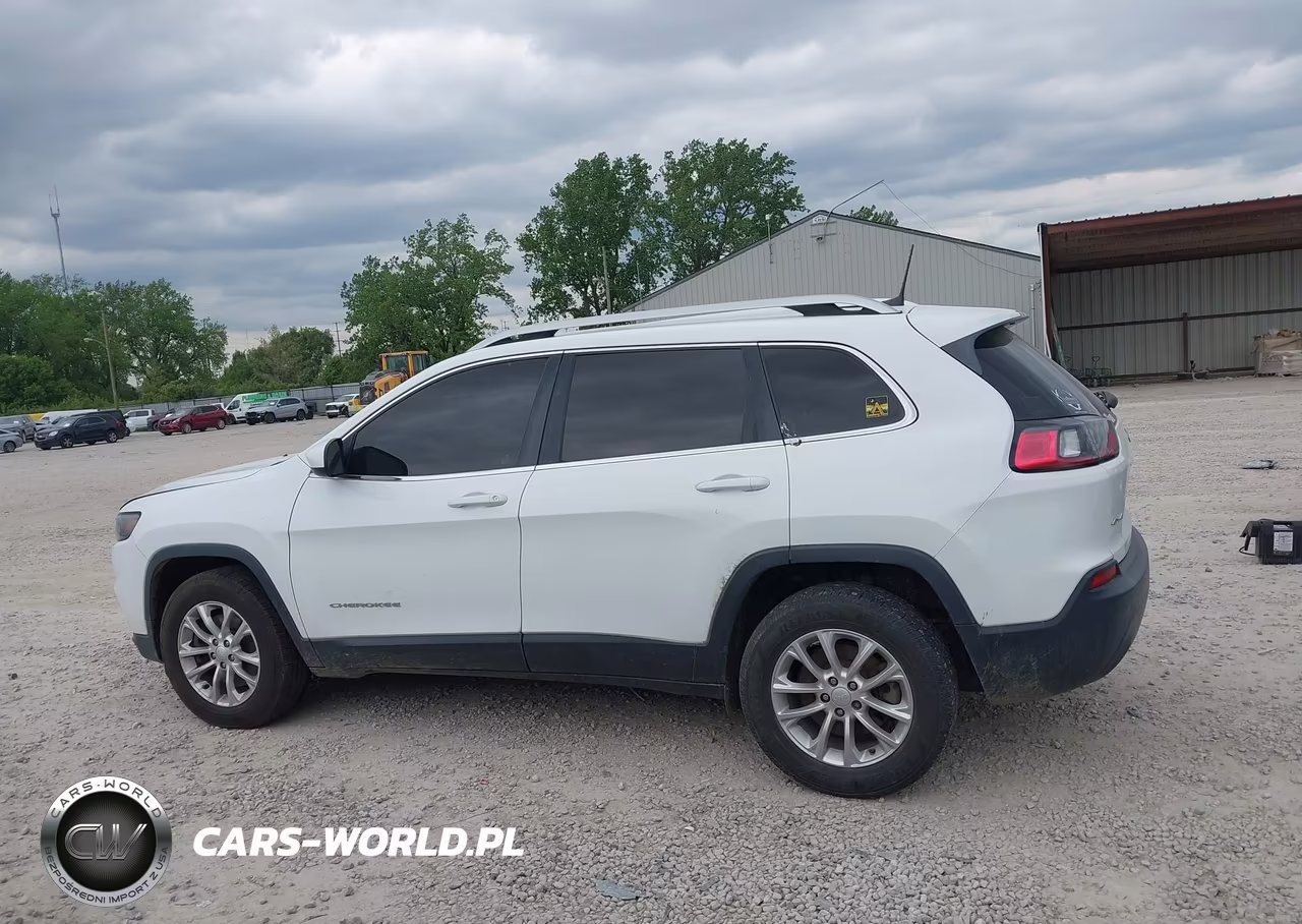 2019 Jeep Cherokee Latitude 4X4 VIN:1C4PJMCB1KD212384 - 14
