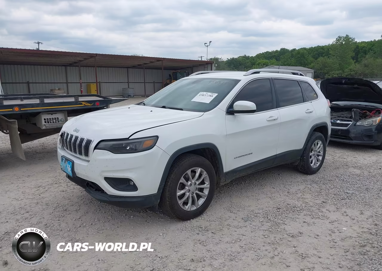 2019 Jeep Cherokee Latitude 4X4 VIN:1C4PJMCB1KD212384 - 2