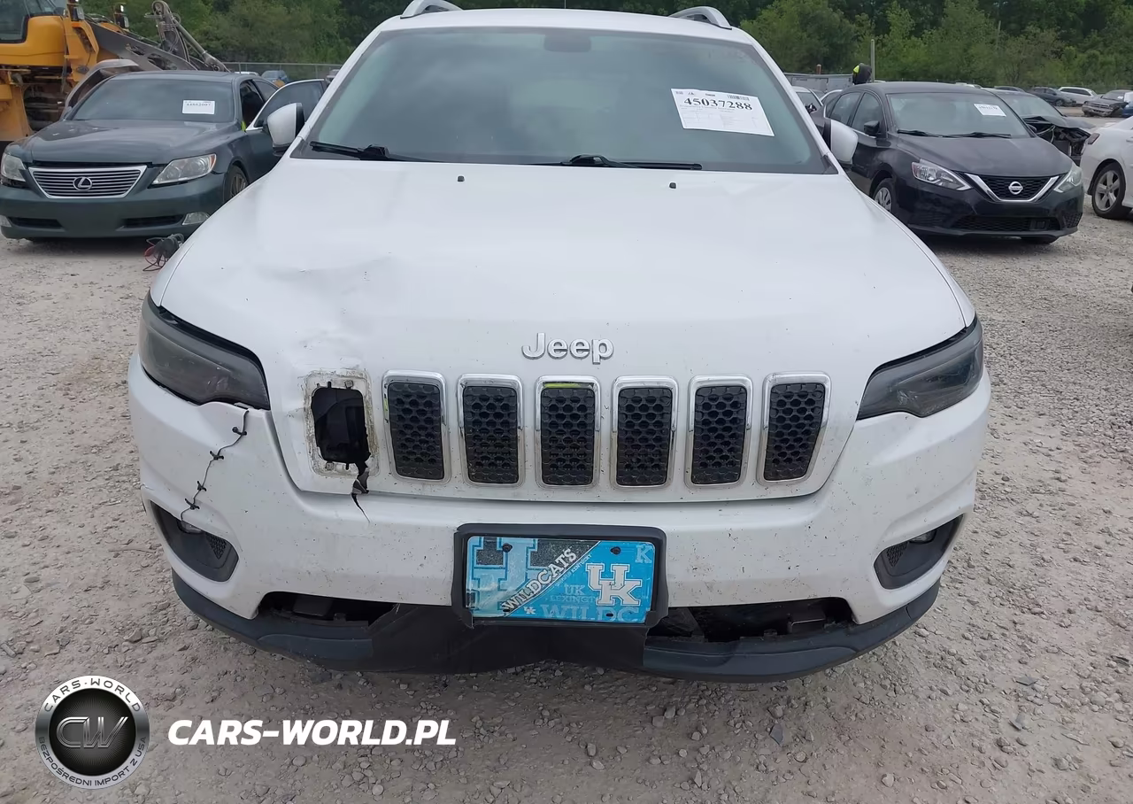 2019 Jeep Cherokee Latitude 4X4 VIN:1C4PJMCB1KD212384 - 6