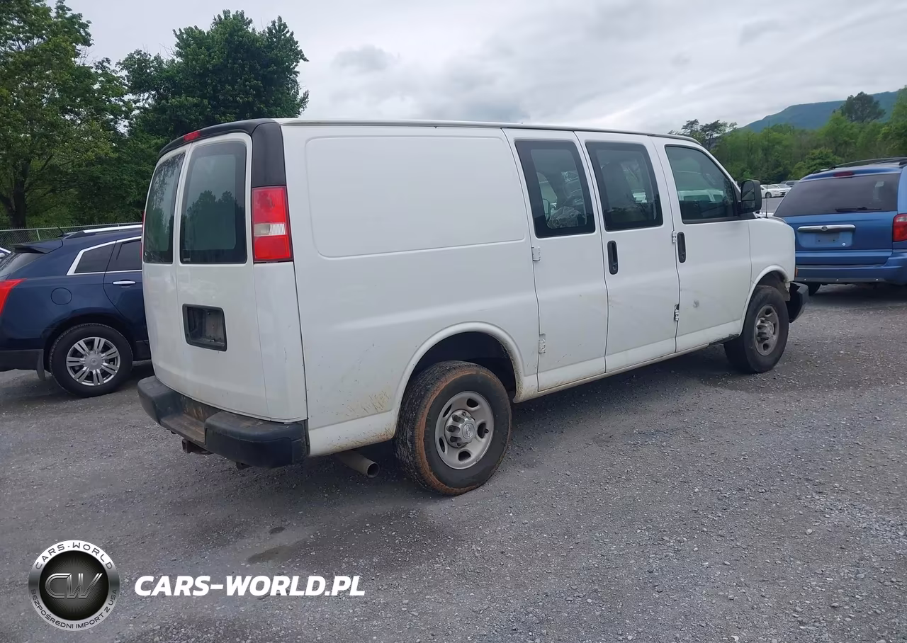 2016 Chevrolet Express 2500 Work Van VIN:1GCWGAFF5G1204224 - 4