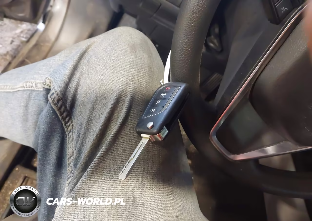 2019 Toyota Camry Le VIN:4T1B11HK8KU184600 - 11