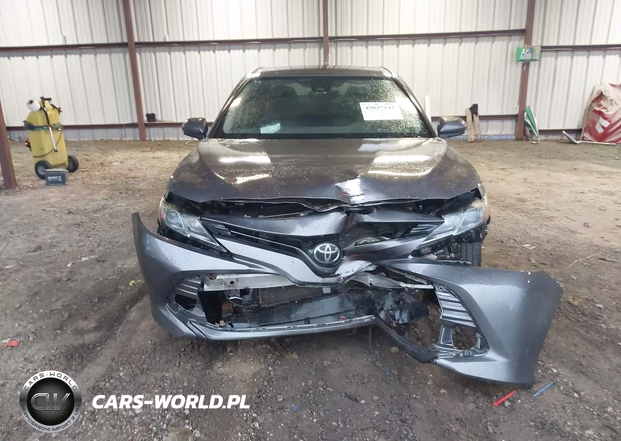 2019 Toyota Camry Le VIN:4T1B11HK8KU184600 - 6