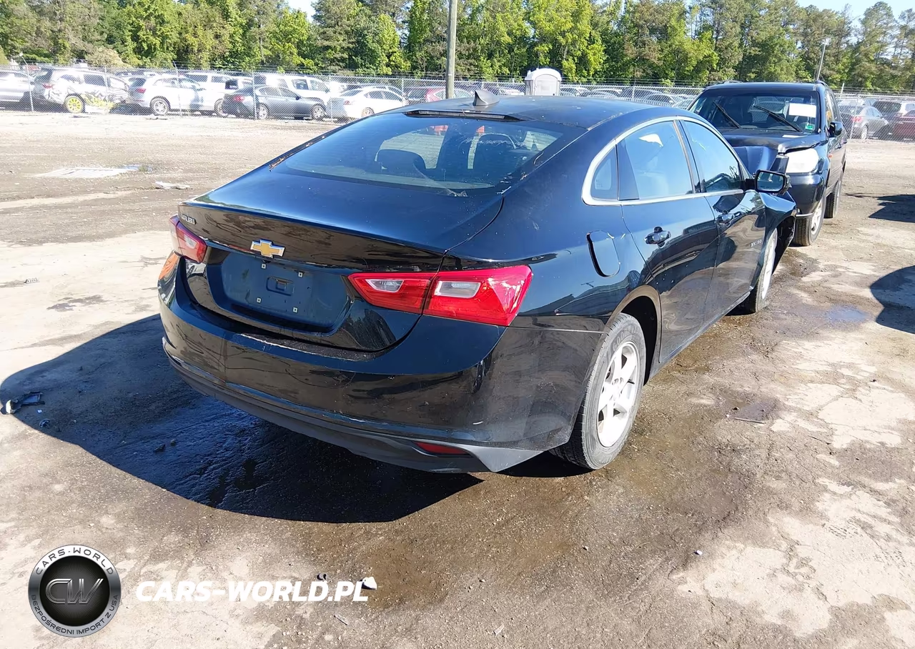 2017 Chevrolet Malibu Ls VIN:1G1ZB5ST2HF251528 - 4