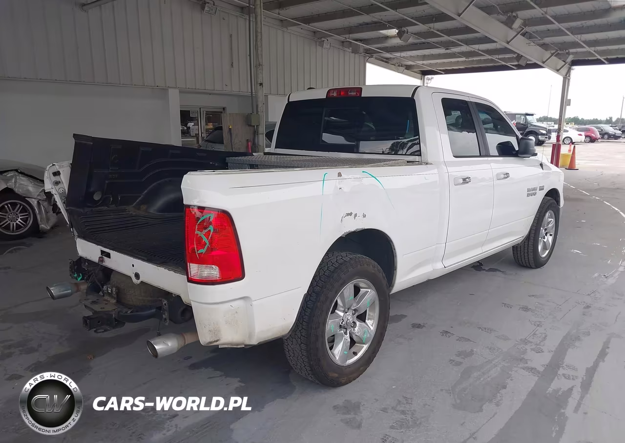 2016 Ram 1500 Big Horn VIN:1C6RR6GT9GS361118 - 4