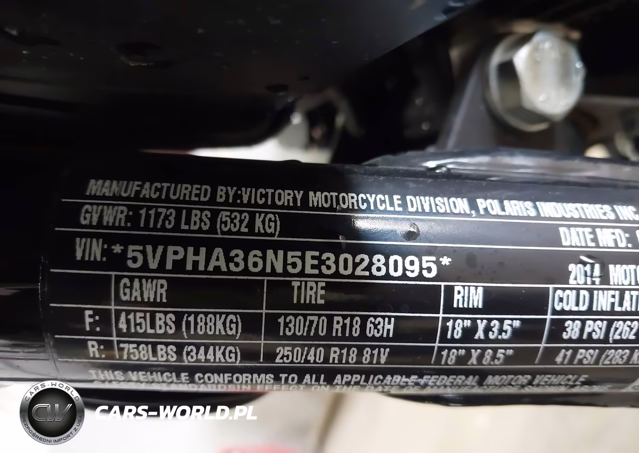 2014 Victory Motorcycles Hammer 8-Ball VIN:5VPHA36N5E3028095 - 10