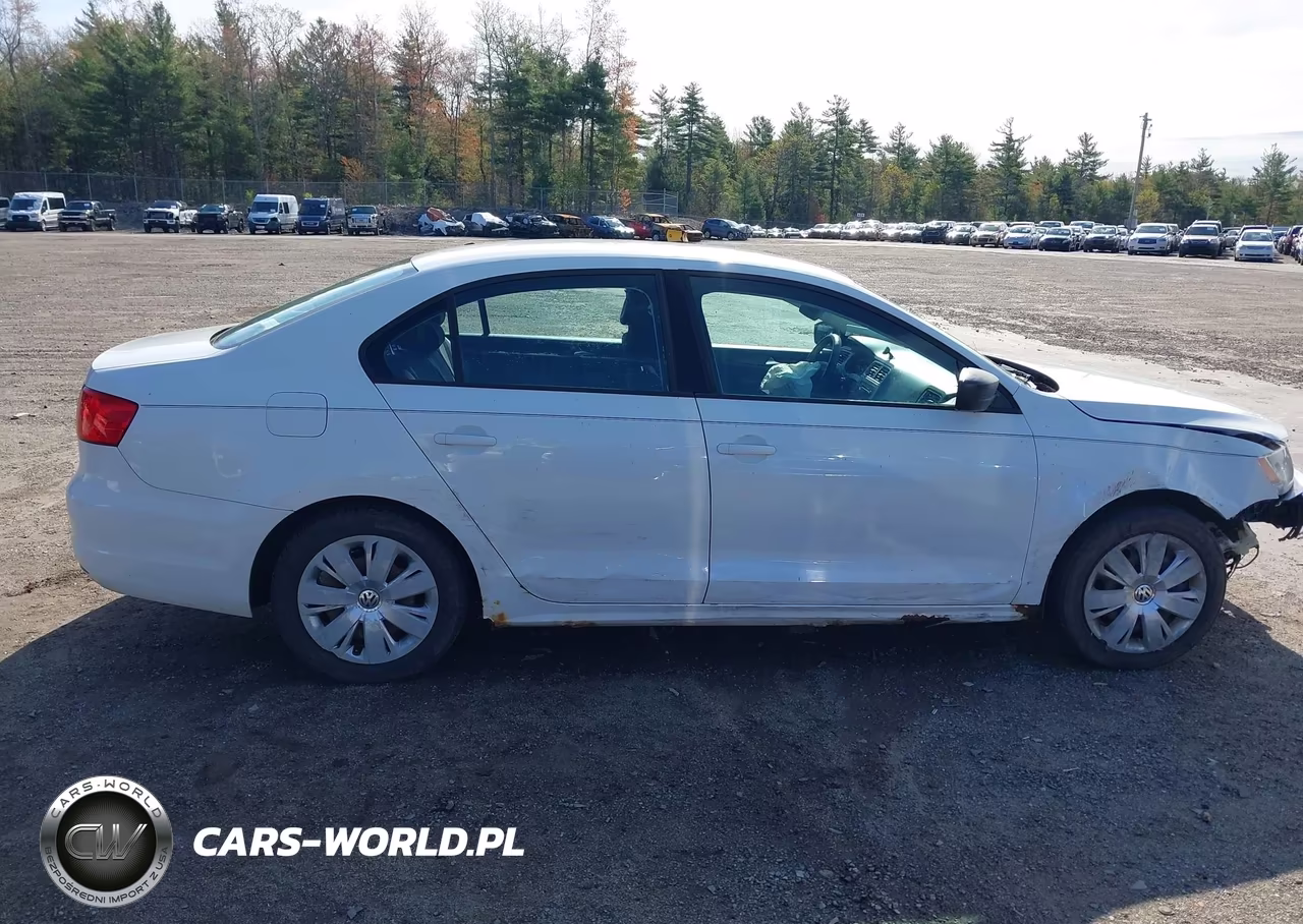 2011 Volkswagen Jetta 2.0L S VIN:3VW2K7AJ1BM092736 - 13