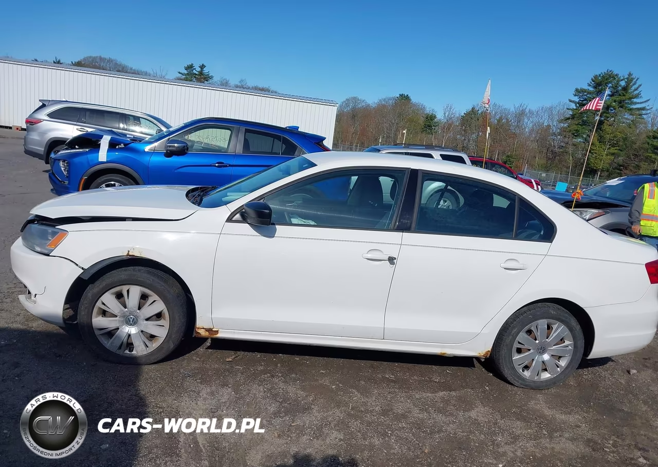 2011 Volkswagen Jetta 2.0L S VIN:3VW2K7AJ1BM092736 - 14