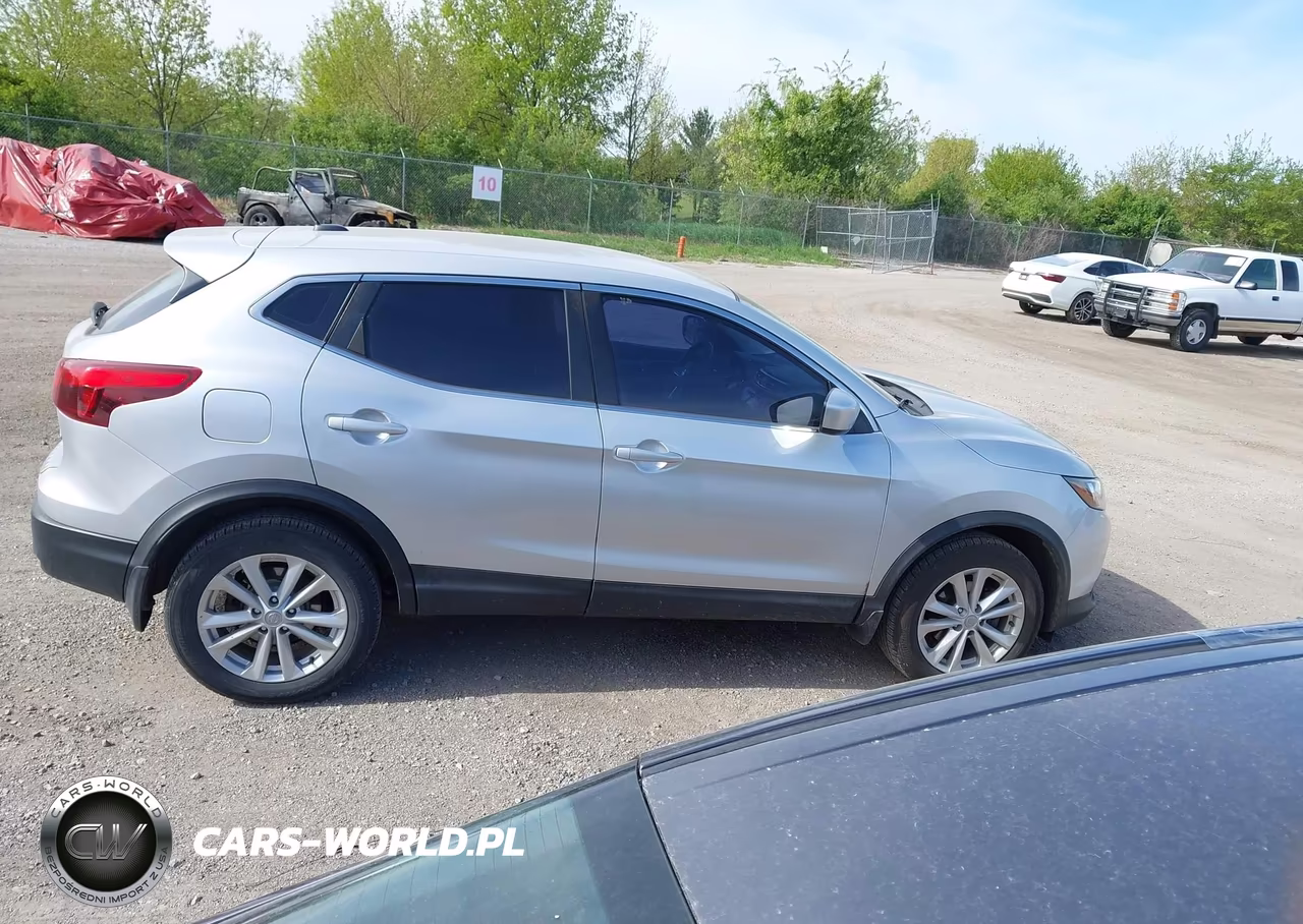 2017 Nissan Rogue Sport S VIN:JN1BJ1CR0HW116963 - 13