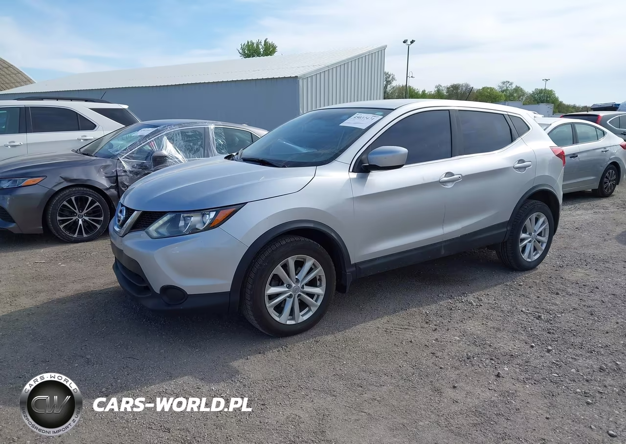 2017 Nissan Rogue Sport S VIN:JN1BJ1CR0HW116963 - 2