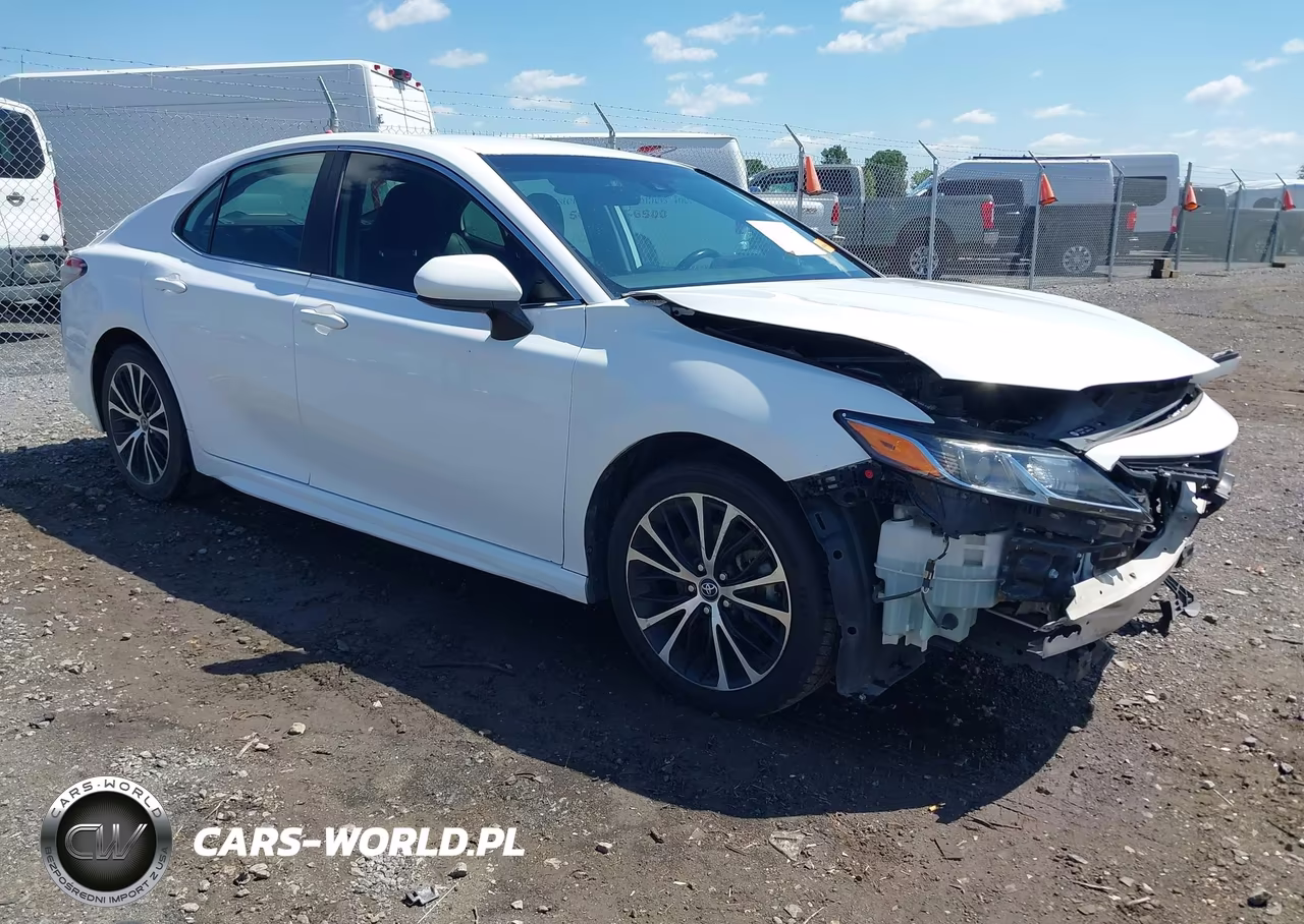 2020 Toyota Camry Se – zdjęcie 1 z 22
