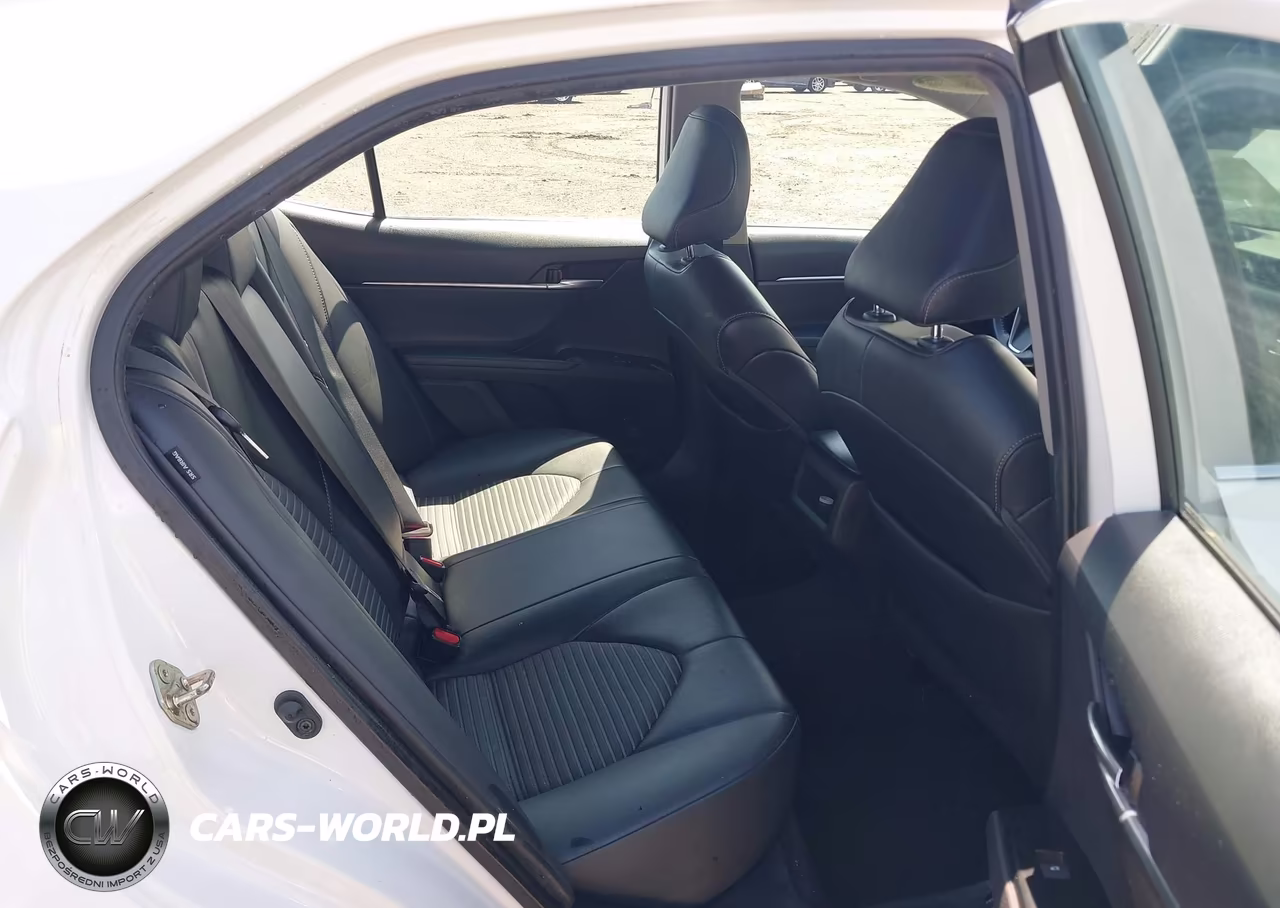 2020 Toyota Camry Se VIN:4T1G11AK5LU910866 - 8