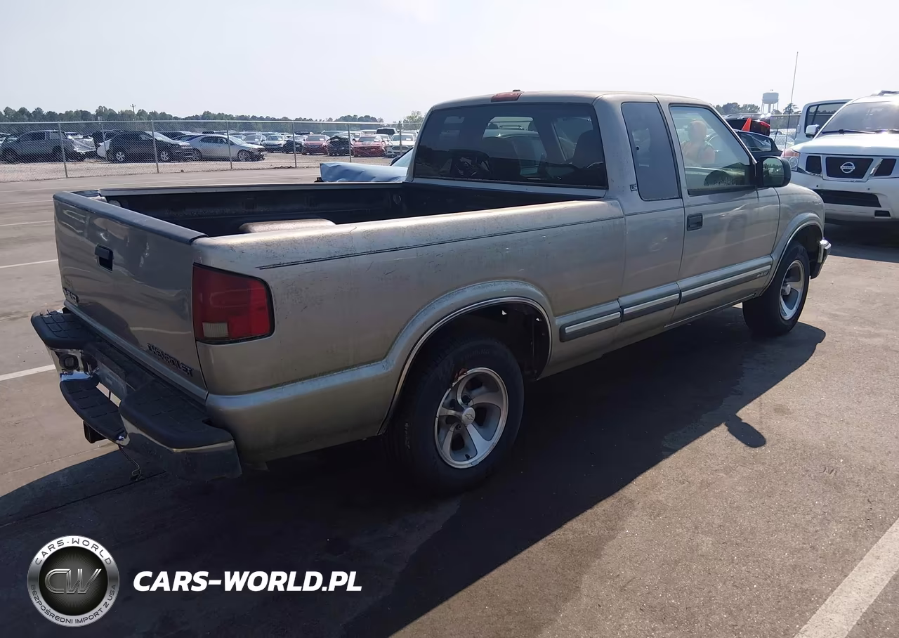 2001 Chevrolet S-10 Ls VIN:1GCCS19581K111249 - 4