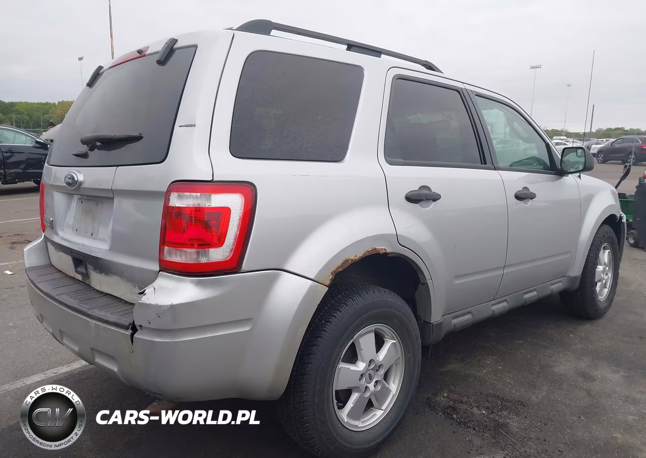 2012 Ford Escape Xlt VIN:1FMCU0D78CKA16895 - 4