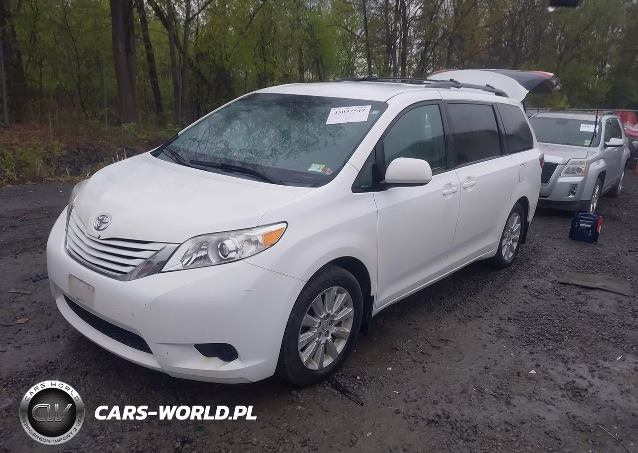 2015 Toyota Sienna Le 7 Passenger VIN:5TDJK3DC3FS115637 - 2